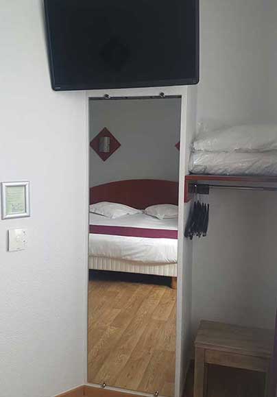 Image Accessible Rooms