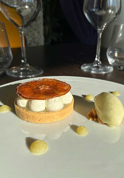 TARTELETTE POMME VERTE VANILLE ET SON SORBET POMME TARTELETTE POMME VERTE VANILLE ET SON SORBET POMME